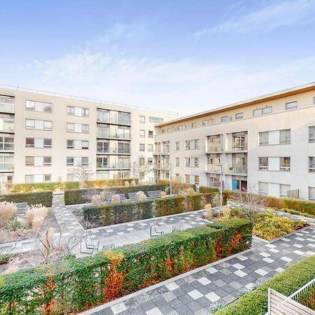 Lovely 1 Bed Apartment In Streatham London Exteriör bild